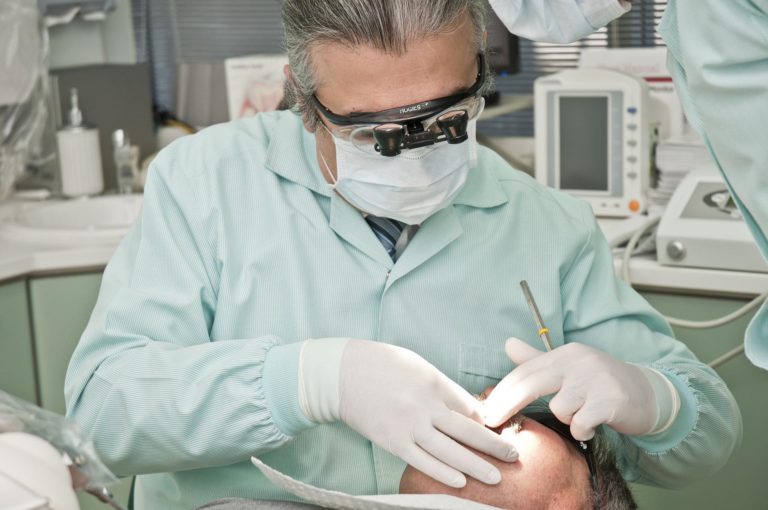 dentist gf3351edb2 1920 768x510